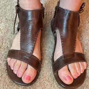 BedStu leather sandals